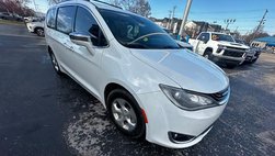 2018 Chrysler Pacifica Hybrid Limited