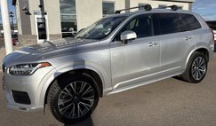 2021 Volvo XC90 T6 Momentum 6-Passenger