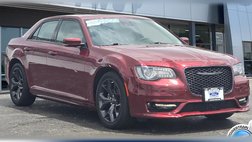 2022 Chrysler 300 Touring L