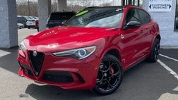 2022 Alfa Romeo Stelvio Quadrifoglio
