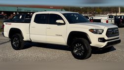 2017 Toyota Tacoma SR5 Double Cab 6' Bed V6 4x4 AT (Natl)