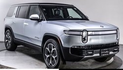 2024 Rivian R1S Adventure