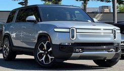 2024 Rivian R1S Adventure