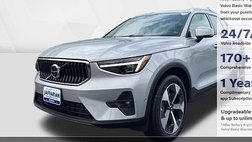 2024 Volvo XC40 B5 Plus Bright Theme