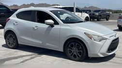 2020 Toyota Yaris Hatchback LE