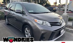2020 Toyota Sienna LE