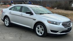2017 Ford Taurus SE