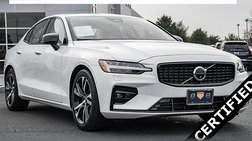 2024 Volvo S60 B5 Plus Dark Theme