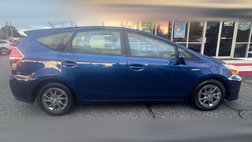 2015 Toyota Prius v Five