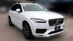 2020 Volvo XC90 T6 Momentum 6-Passenger