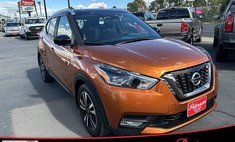 2019 Nissan Kicks SR
