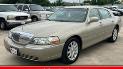 2011 Lincoln Town Car Signature Limited