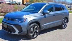 2025 Volkswagen Taos SE 4Motion