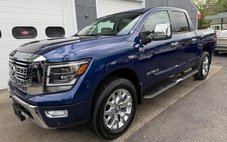2021 Nissan Titan SL