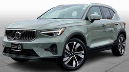 2023 Volvo XC40 B5 Ultimate Bright Theme