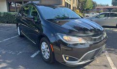 2017 Chrysler Pacifica Touring L FWD