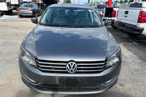 2015 Volkswagen Passat 1.8T SE