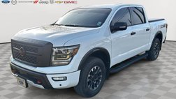 2024 Nissan Titan PRO-4X