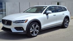 2025 Volvo V60 Cross Country B5 Plus