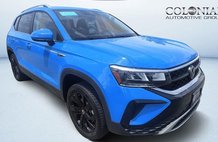 2024 Volkswagen Taos SE 4Motion