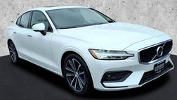 2021 Volvo S60 T5 Momentum