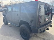 2004 HUMMER H2 Base