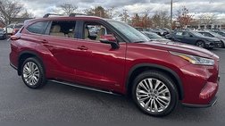 2023 Toyota Highlander Hybrid Platinum