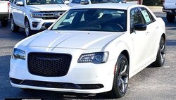 2023 Chrysler 300 Touring