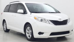 2014 Toyota Sienna LE