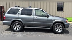2004 Nissan Pathfinder SE