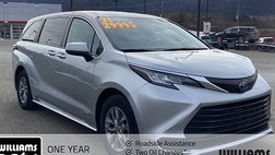 2021 Toyota Sienna LE 8-Passenger