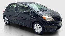 2012 Toyota Yaris LE
