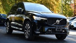 2025 Volvo XC60 B5 Core Dark Theme