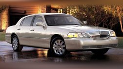 2005 Lincoln Town Car Signature Limited