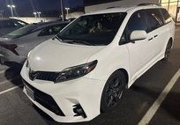 2018 Toyota Sienna SE