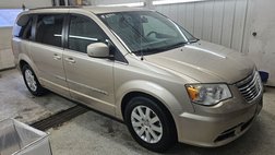 2014 Chrysler Town and Country Touring