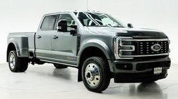 2025 Ford F-450 Super Duty Platinum