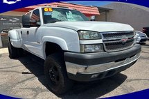 2005 Chevrolet Silverado 3500 LS