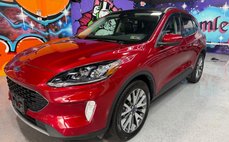 2022 Ford Escape Titanium