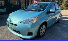 2013 Toyota Prius c Three