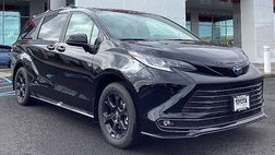 2025 Toyota Sienna Woodland Edition