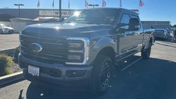2025 Ford Super Duty F-350 Platinum