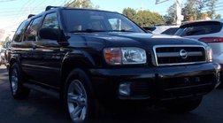 2003 Nissan Pathfinder LE