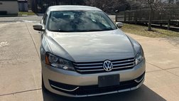2013 Volkswagen Passat S with Appearance