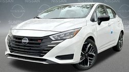 2025 Nissan Versa SR
