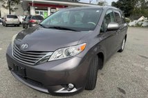 2014 Toyota Sienna XLE