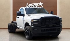 2025 Ram Ram Pickup 3500 Tradesman