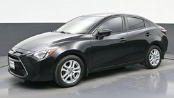 2017 Toyota Yaris iA Base