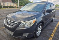 2011 Volkswagen Routan SEL