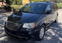 2014 Chrysler Town and Country Touring
